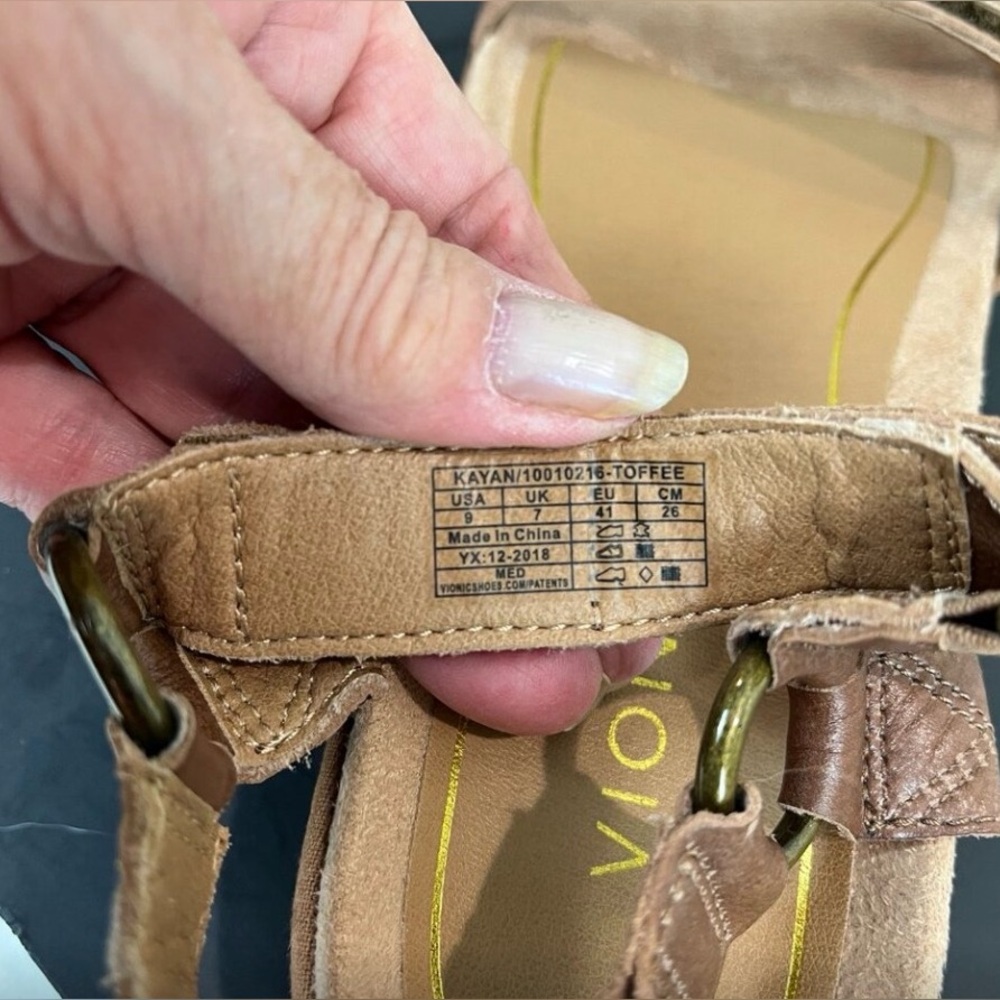 Women's Vionic Adjustable Leather Strap Sandal Si… - image 6